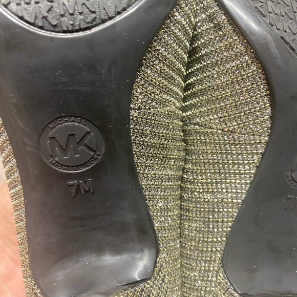Michael Kors  Glitter Chain Mesh Sparkly Black/Gold Heels 7M - Picture 8 of 16